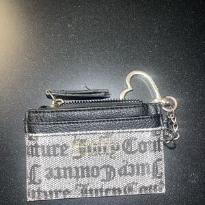 (USED)Black and Gray Card Holder with Heart Keychain